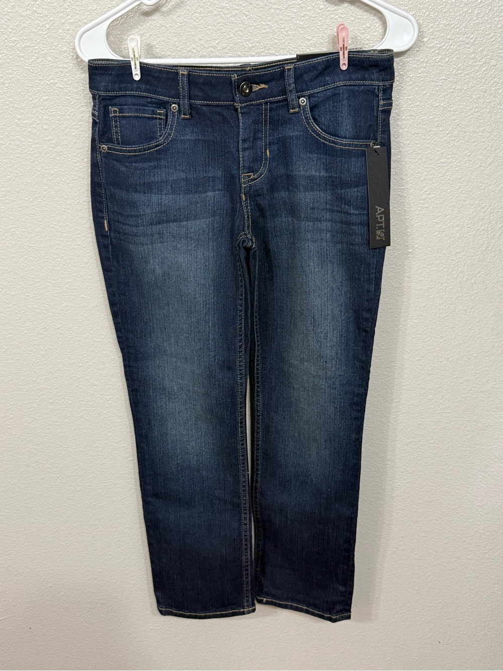 NWT Apt 9 Dark Wash Denim Capris Cropped Jeans Womens 2P